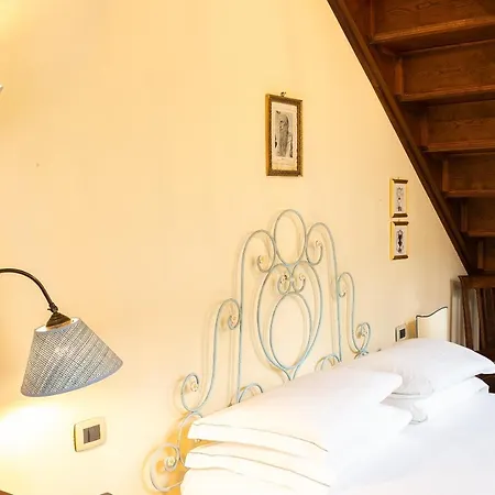 Landsted Borgo I Tre Baroni - & Poppi