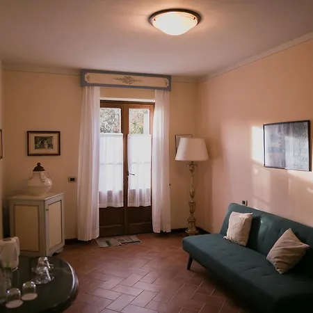 Casa rural Borgo I Tre Baroni - & *